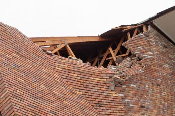 Roof Damage Claims in Simi Valley, California by Claim Commander